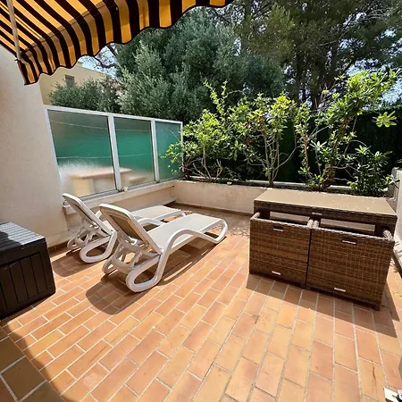Avec Terrasse, 150m De La *